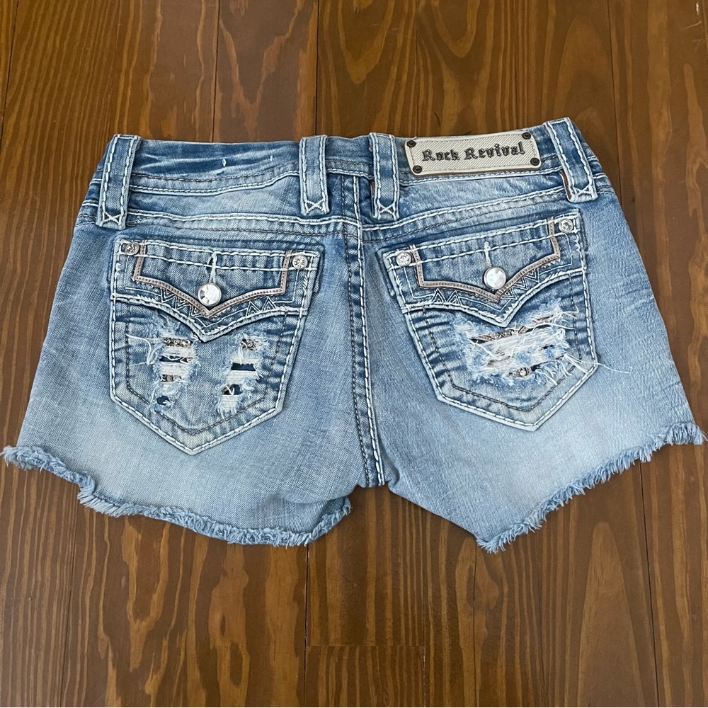 Rock Revival Light-Wash Fay Denim Shorts 26